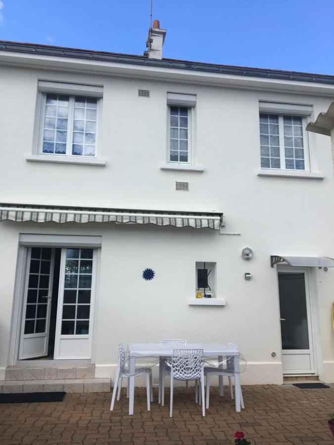Bed and Breakfast « Chez Annie » Doué-la-Fontaine Exterior foto
